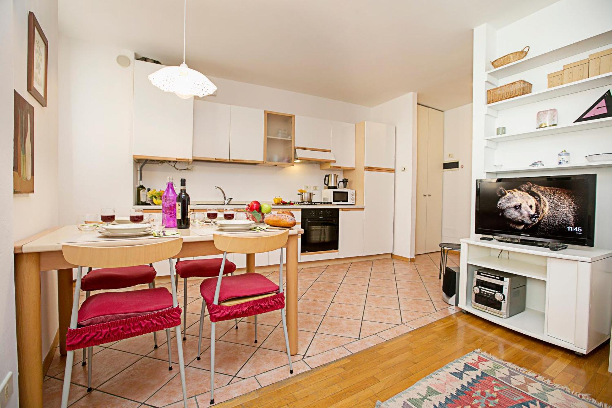Appartamento Centro Storico Riva 2 - Happy Rentals Bagian luar foto